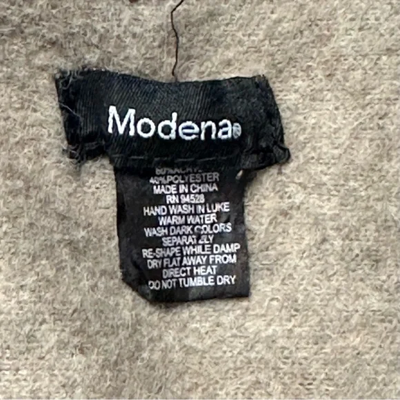 Minimalist Brown & Gray Wrap - Picture 6 of 14